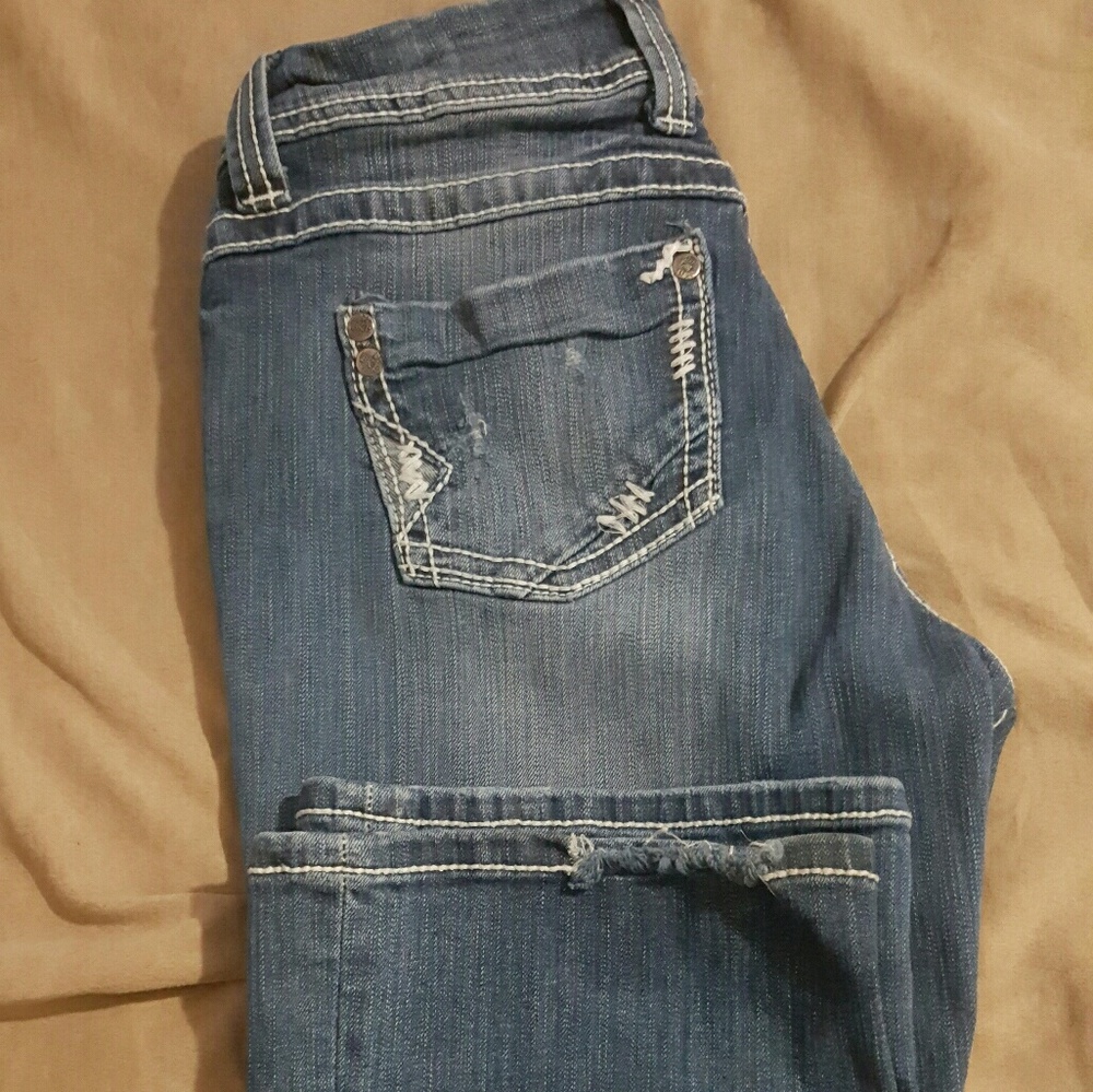 Jeans - Picture 3 of 4